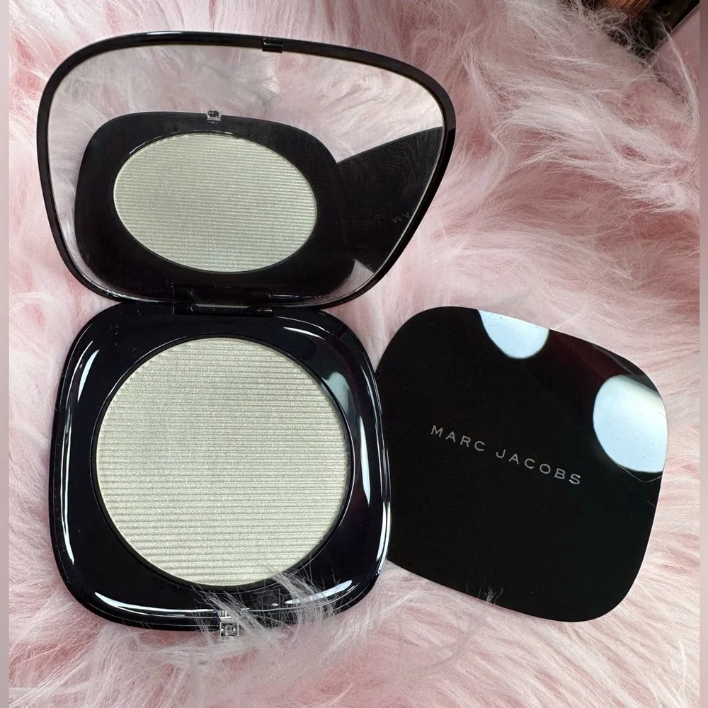 Marc Jacobs Highlighter